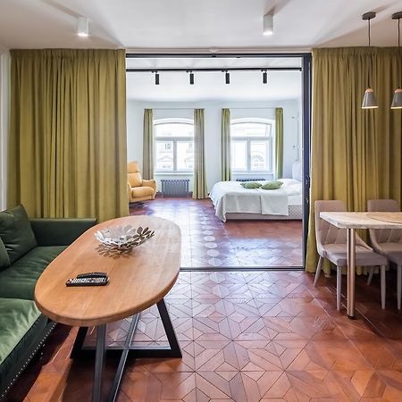 Romari Апартименти Площа Ринок Apartment Lviv Bagian luar foto