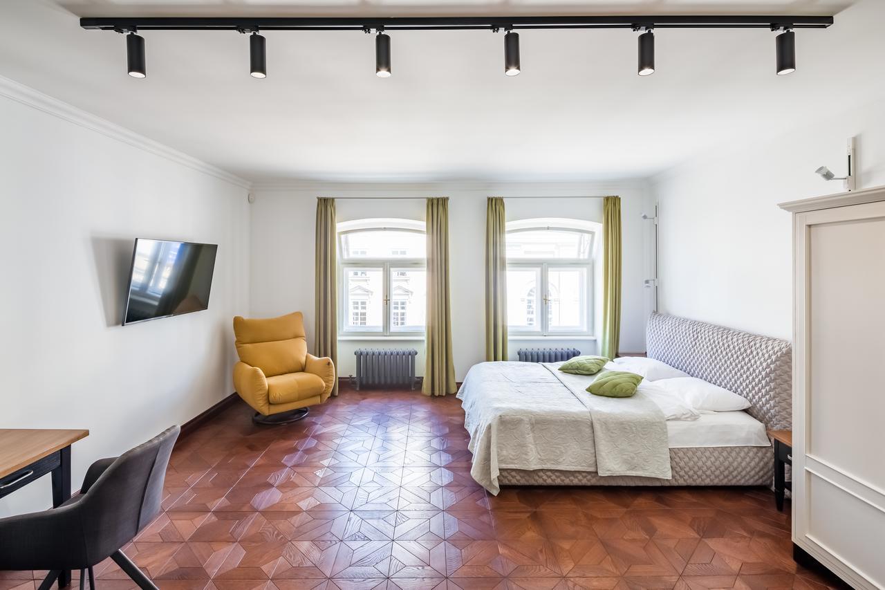 Romari Апартименти Площа Ринок Apartment Lviv Bagian luar foto